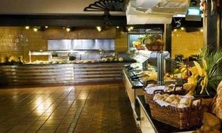 Hotel-Dominican-Bay-Buffet